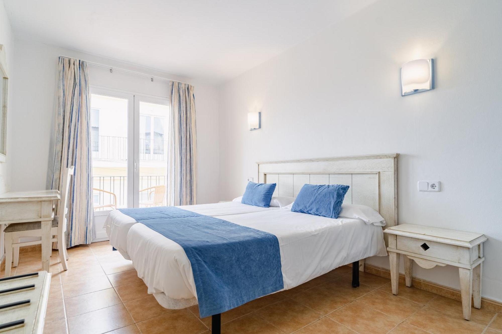 Hostal Hpc Porto Colom Exteriér fotografie
